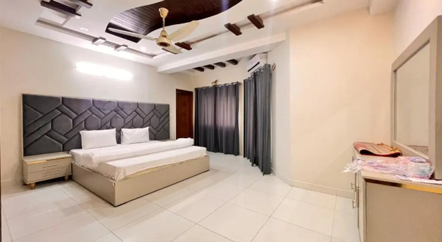 LUXURY EXECUTIVE 2Bedroom Apartment Convenient and NICE LOCATION, Book Apartment Hotels in Islamabad with Parking, Parking