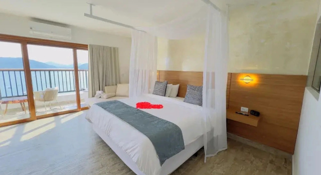 Люкс Deluxe Catalina Hotel
