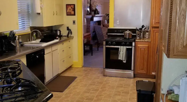 Historic Smart Home, Varaa Hotelli Hotellit Klamath Falls pysäköinnillä, Pysäköinti