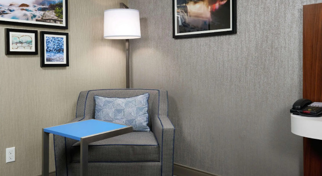 Номер Standard Hampton Inn Niagara Falls