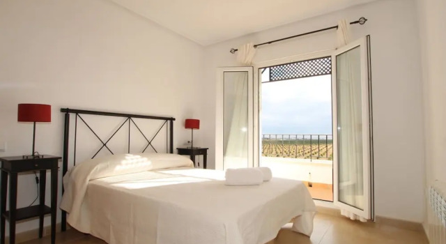Flor De Liss, Book Hotel Roldan Murcia