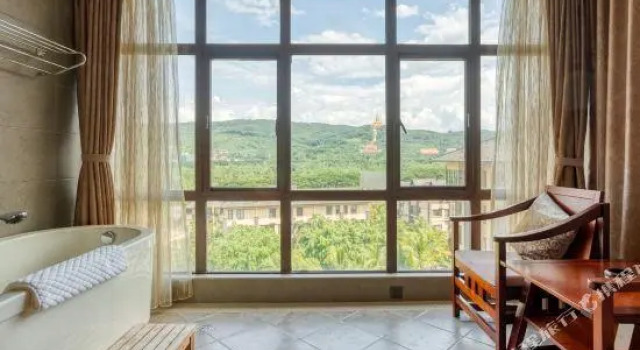 Jiasheng Shengdiyana Resort Hotel, Prenota Resort Hotel a Yunnan con piscina, Piscina