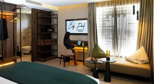 Люкс Deluxe City Park Hôtel