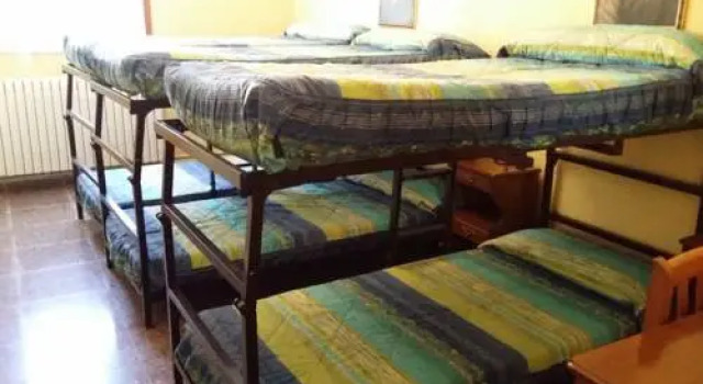 Pinarillos, Book Hotel Hotels in Aragon with Parking, Parking