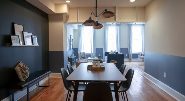 Domio I Old City I Chic 1 BR Apt Near Liberty Bell, Забронировать Отель Отели Филадельфии 3 звезды, рядом с Дом Бетси Росс, 3*