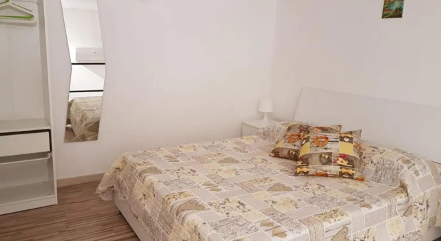 Vincents home, Buchen Sie Hotel Anlegestelle Molo Beverello Neapel