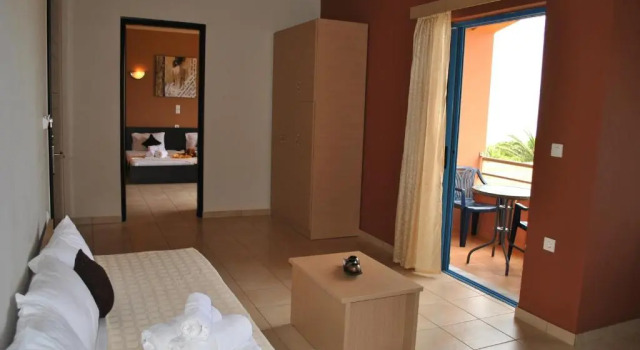 Апартаменты Iliovasilema Hotel