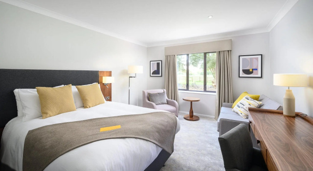 Двухместный номер Standard voco Oxford Spires by IHG