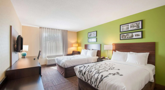 Четырёхместный номер Standard Sleep Inn & Suites Dover University Area