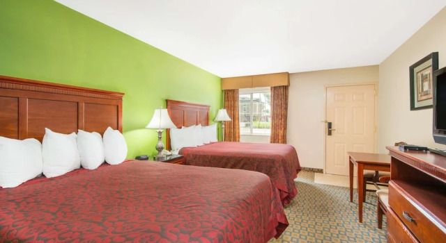 Студио-люкс Days Inn & Suites by Wyndham Wichita