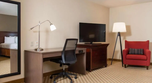Номер Standard Country Inn & Suites by Radisson, Milwaukee West Brookfield , WI
