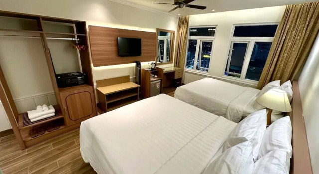 Четырёхместный номер Executive Tulip Hotel 2