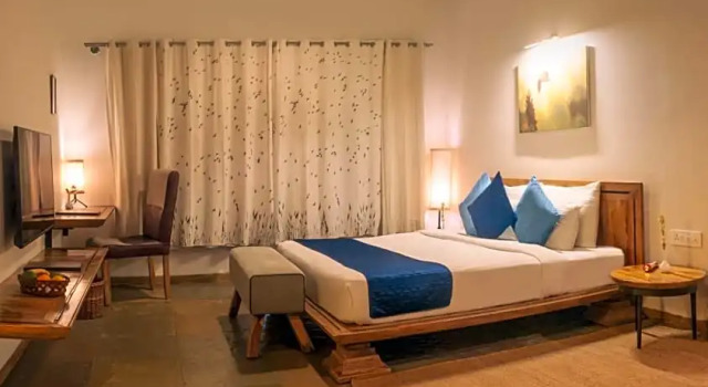 Коттедж Luxury Trees N Tigers Luxury Wildlife Lodge