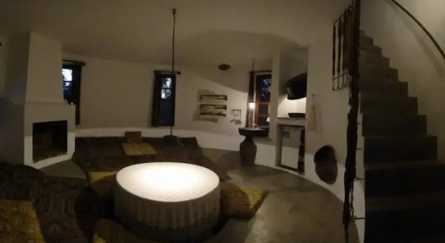 The Round House