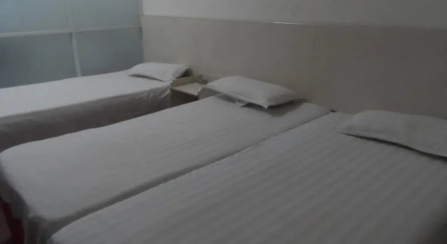 Jixiang Hostel, Rezervovat Hostel Čeng-čou Henan