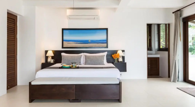 Вилла с видом на море Hedonistic The Secret Beach Villa- Beachfront on Koh Phangan