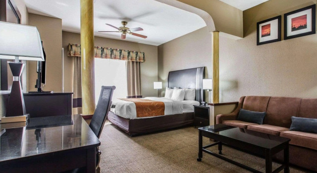 Comfort Suites Bakersfield, Reserva ahora Hotel Bakersfield California