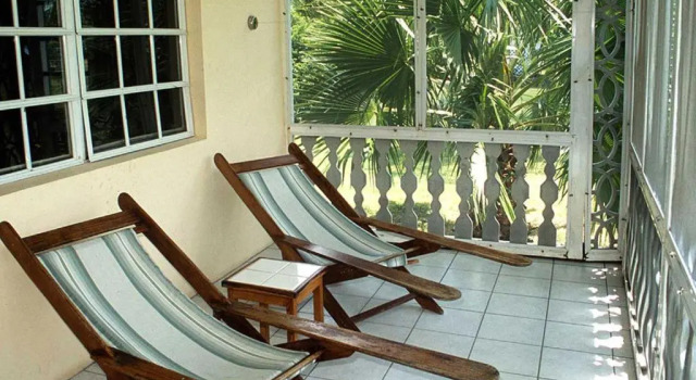 Четырёхместный номер Deluxe Oualie Beach Resort