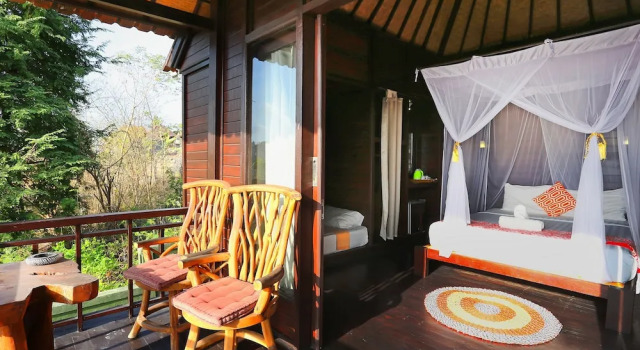 Номер Deluxe с балконом Poh Manis Lembongan