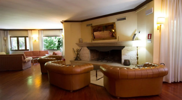 Hotel Corona