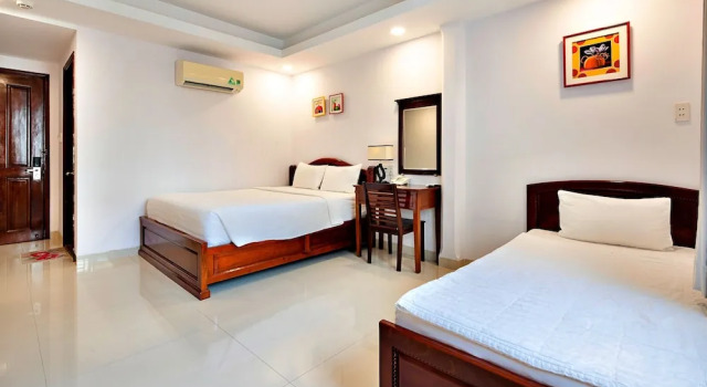 Номер Standard S79 Residences Charisse