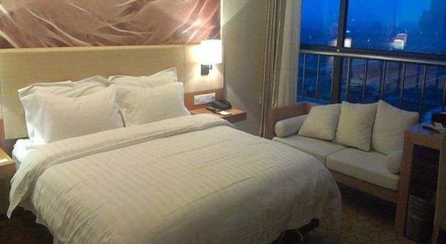 Jinjiang Metropolo Nanchang Honggutan Wanda Plaza, Rezerwuj Hotel Xinjian Jiangxi