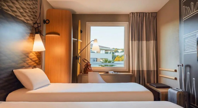 Двухместный номер Classic ibis La Ciotat