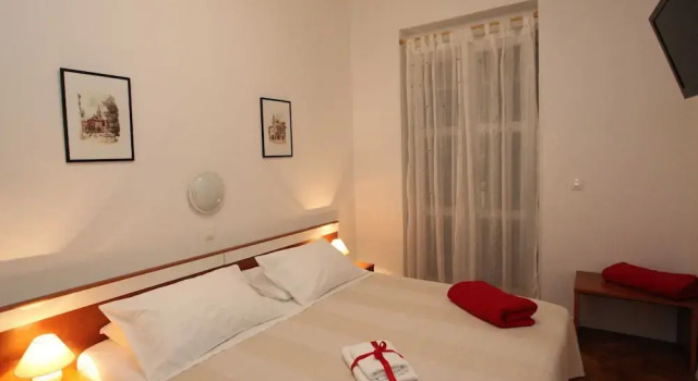 Old Town Zadar Cozy and Comfy Apartments, Забронировать Апартаменты/квартира Задар Задарская жупания, рядом с Old Port of Foša