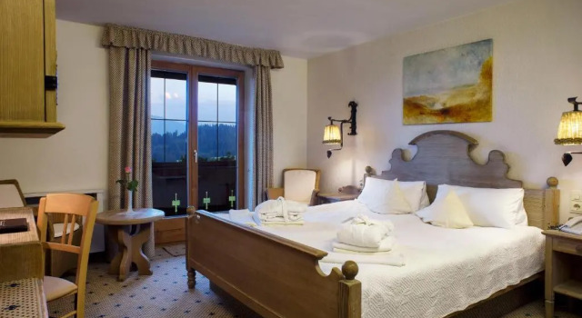 Двухместный номер Standard с видом на горы Mittelburg Wellnesshotel