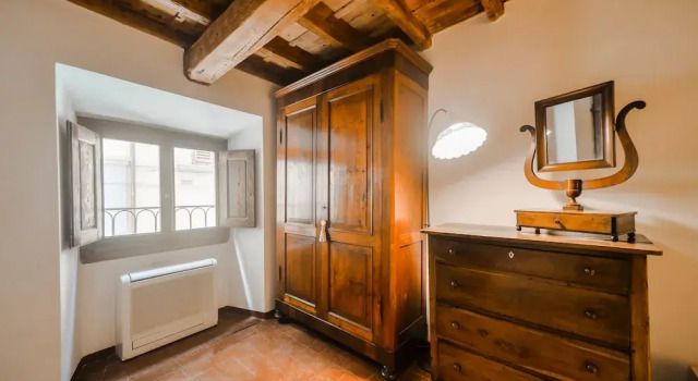 Great Apartment In Central Location in Florence, Забронировать Апартаменты/квартира Флоренция Тоскана, рядом с Дом Буонаротти