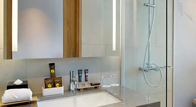 Номер Deluxe Novotel Jakarta Cikini
