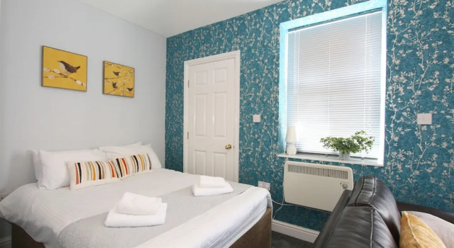 Central Serviced Apartments by Roomsbooked, Rezervați Apartament Hoteluri în Gloucestershire cu parcare, Parcare
