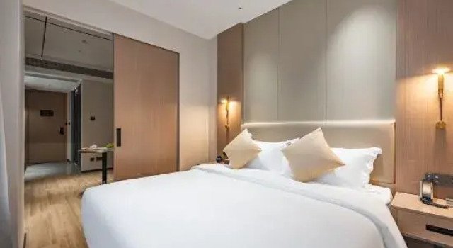 Люкс Business Mehood HOTEL (Chaozhou Ancient City Paifang Street)