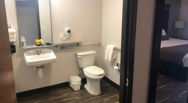 Номер Standard Ten Pin Inn & Suites