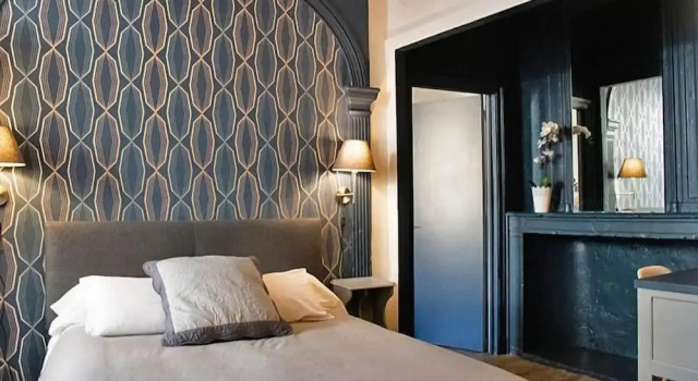 Четырёхместный номер Comfort Hôtel Saint-Florent