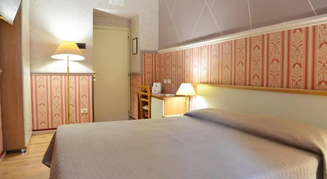 Standard- dobbelt værelse med altan Catania Centro Rooms