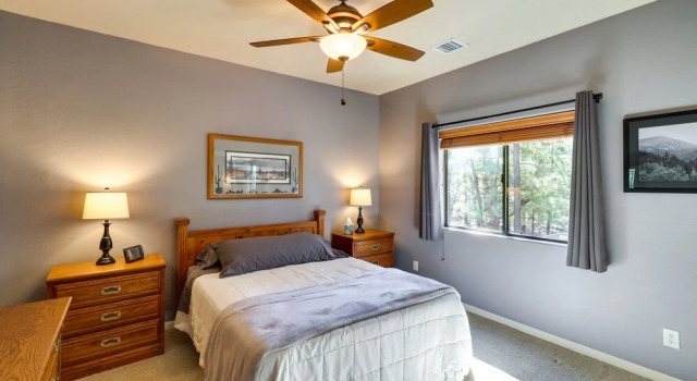 Wraparound Deck + Large Yard: Pinetop Home!