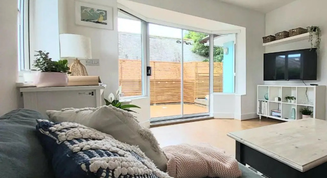 Коттедж Kindly Light Beach House, Borth-y-Gest