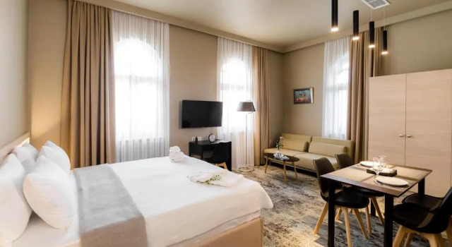 Boutique Apart Hotel Adagio, Забронировать Бутик-отель Отели Тбилиси с парковкой, рядом с Парк Рике, Парковка