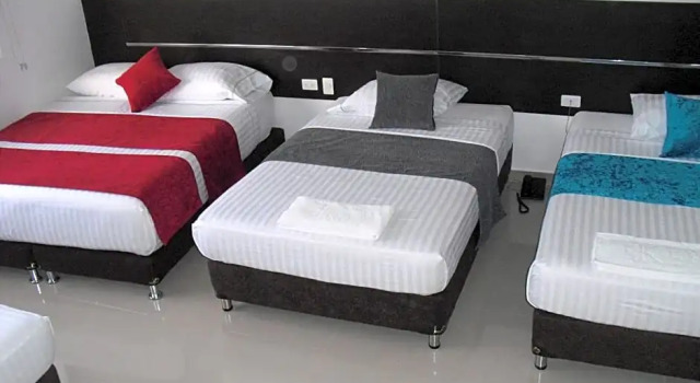 Трёхместный номер Standard AW Hotel Sport