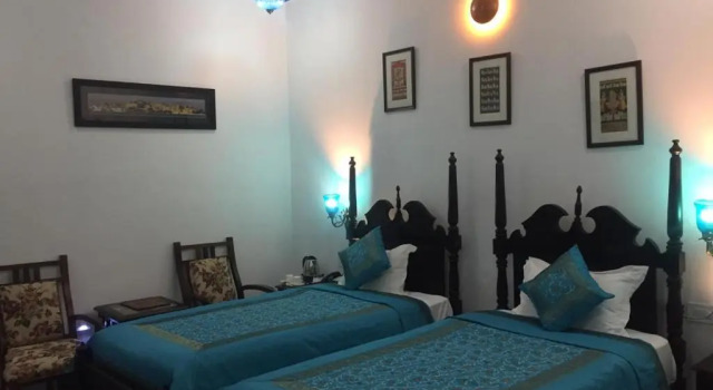 Двухместный номер Deluxe Jarokha Haveli