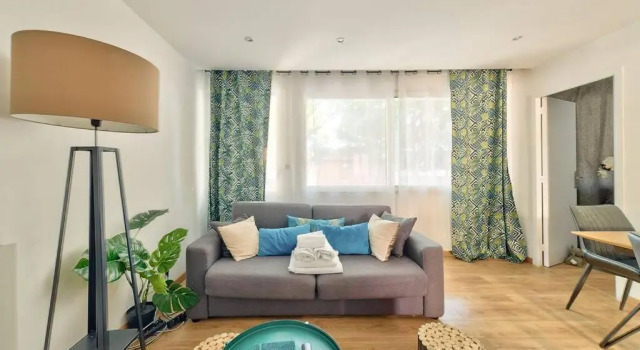 Апартаменты Cosy 2 Bedroom Flat 10min To the Vieux Port