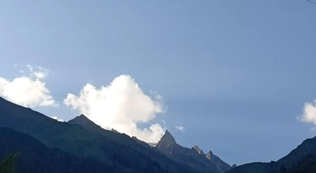 Hill Ice Guest House.