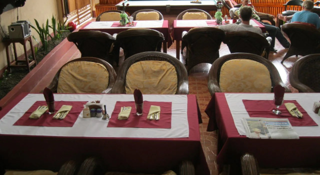Red Tulip Hotel, Đặt Khách sạn Khách sạn ở Luzon có chỗ đỗ xe, Bãi đậu xe