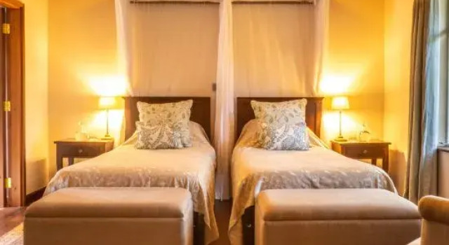 Люкс Deluxe Karen Blixen Coffee Garden & Cottages