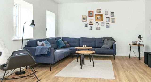 14 Person Holiday Home in Rodding, Rezerwuj Hotel Hotele w Sønderjylland z parkingiem, Parking