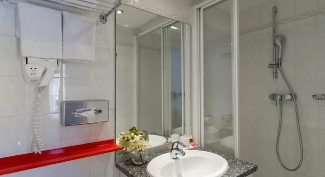 Одноместный номер Hotel George - Astotel
