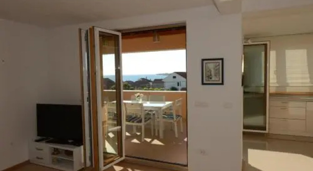 Apartment Mara, Забронировать Апартаменты/квартира СПА-отели Петрчане, рядом с Пляж Радман, SPA-услуги
