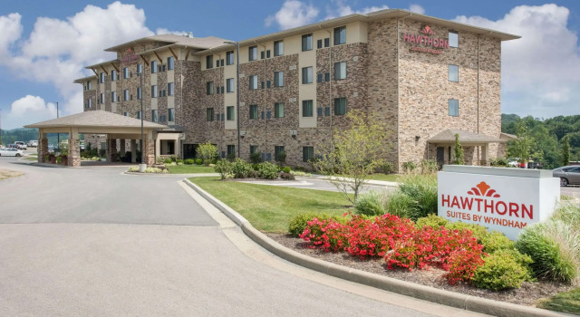 Hawthorn Suites by Wyndham Bridgeport/Clarksburg, Buchen Sie Hotel Bridgeport 