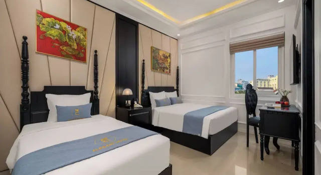 Elegant Hotel